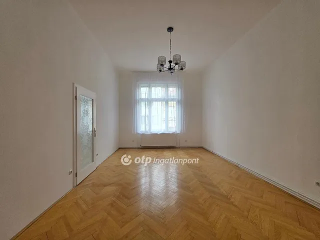 Eladó lakás Budapest VIII. kerület, Corvin negyed 94 nm