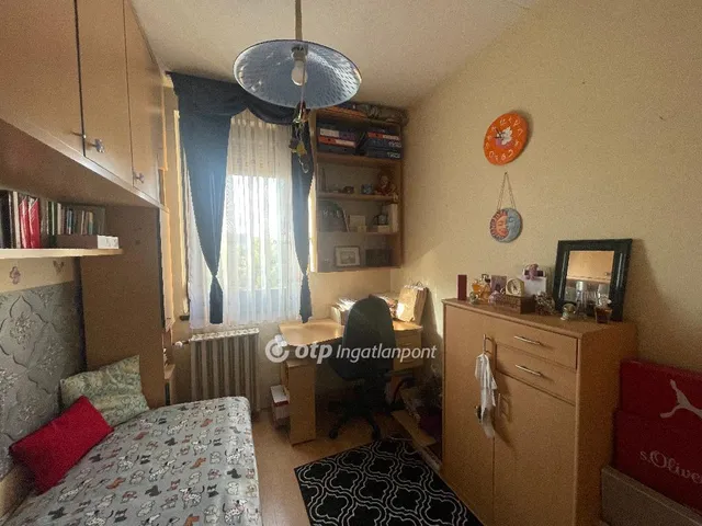 Eladó lakás Budapest XVIII. kerület, Alacskai úti lakótelep 75 nm