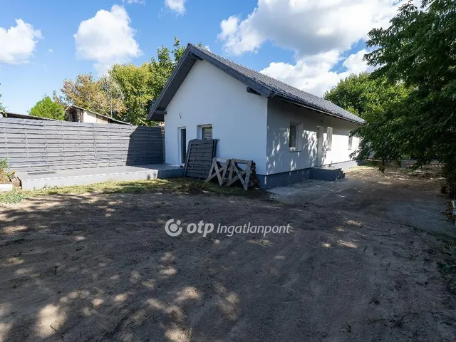 Eladó ház Fót 86 nm