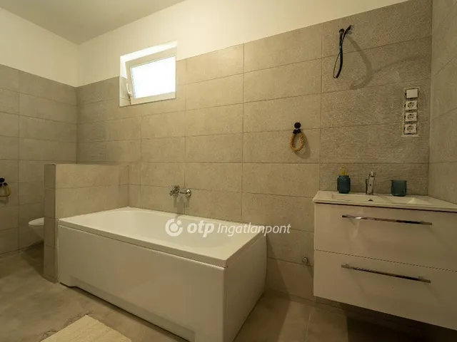 Eladó ház Fót 86 nm