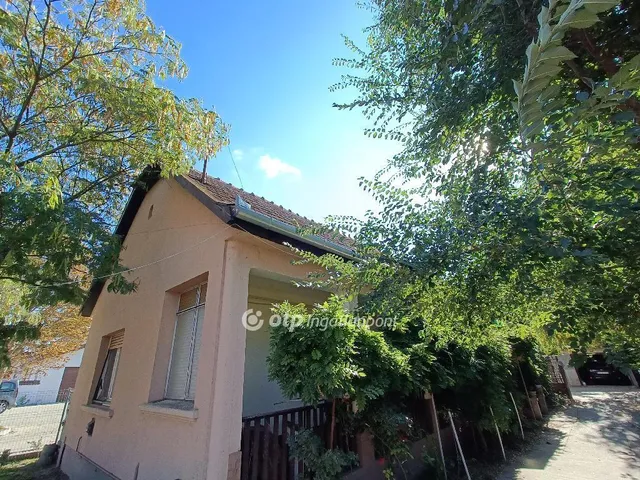 Eladó ház Dabas 75 nm