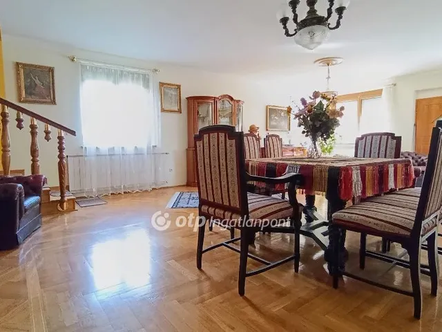 Eladó ház Isaszeg 184 nm