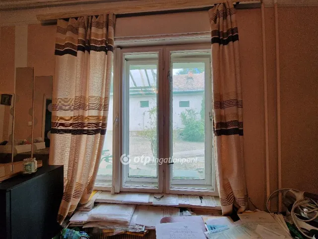 Eladó ház Pomáz 135 nm