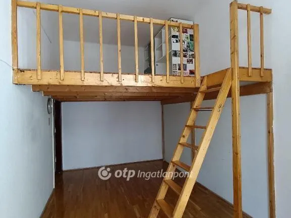 Eladó lakás Budapest VI. kerület, Nagykörúton kívüli terület 82 nm