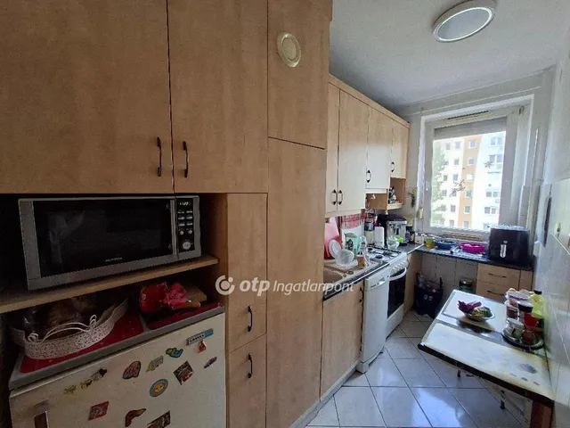 Eladó lakás Budapest III. kerület 57 nm