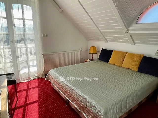 Eladó ház Penc 190 nm