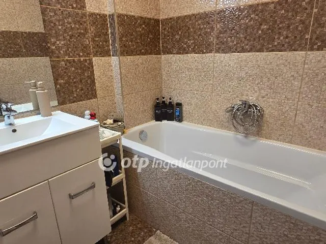 Eladó ház Érd, Fenyves-Parkváros 124 nm