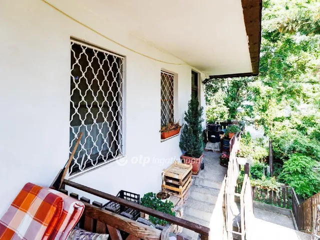 Eladó lakás Budapest II. kerület, Hárshegy 96 nm