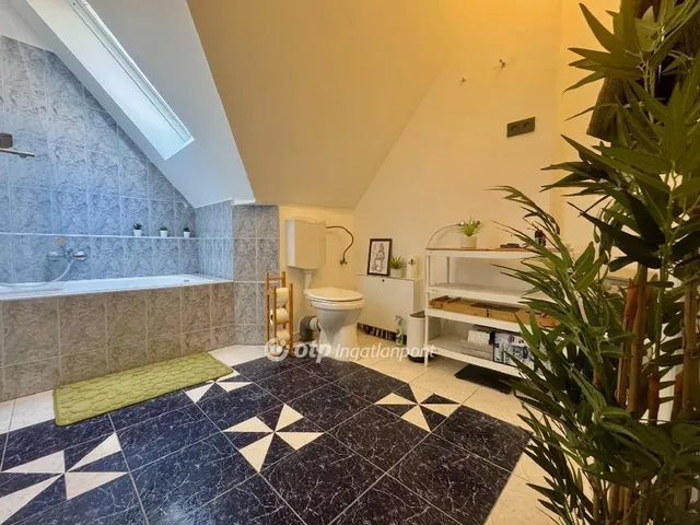 Eladó lakás Érd 84 nm