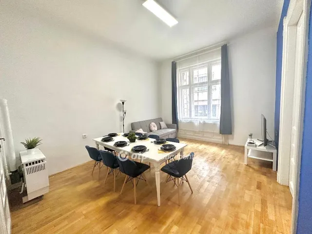 Eladó lakás Budapest VIII. kerület, Corvin negyed 73 nm