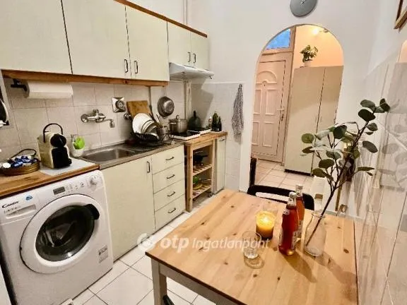 Eladó lakás Budapest VIII. kerület, Józsefváros 30 nm