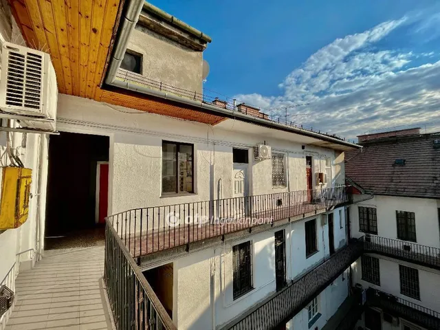 Eladó lakás Budapest VIII. kerület, Józsefváros 30 nm