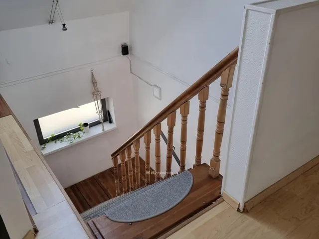 Eladó ház Felsőpakony 171 nm