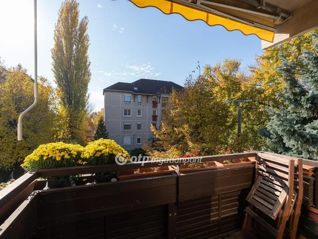 Eladó lakás Budapest III. kerület, Pók utcai lakótelep 73 nm