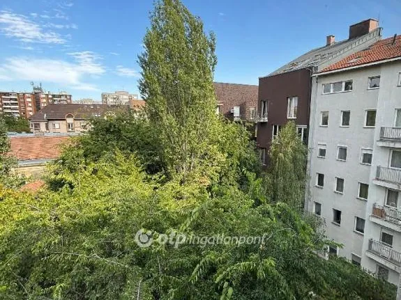 Eladó lakás Budapest VIII. kerület, Corvin negyed 75 nm