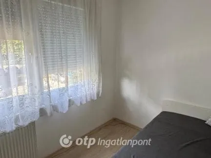 Eladó lakás Budapest XV. kerület, Újpalota 34 nm