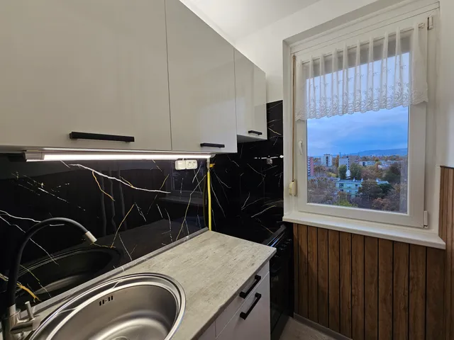 Eladó lakás Budapest IX. kerület, József Attila lakótelep 34 nm