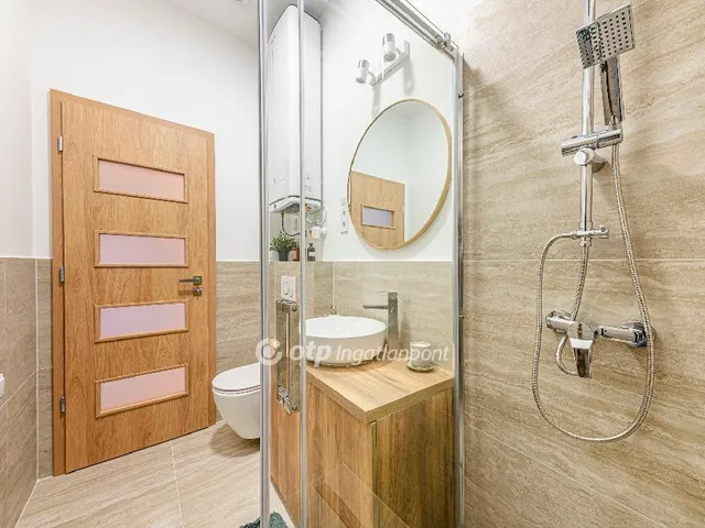 Eladó lakás Budapest VI. kerület, Nagykörúton belüli terület 29 nm