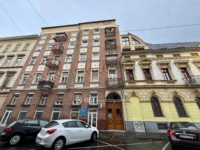 Eladó lakás Budapest VIII. kerület 76 nm