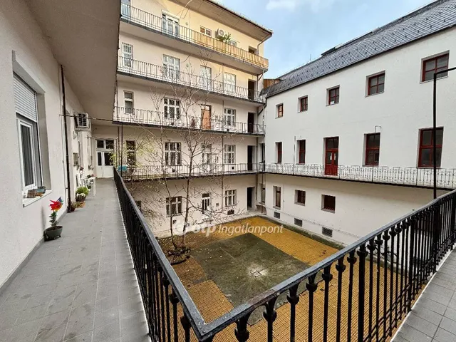 Eladó lakás Budapest VIII. kerület 76 nm