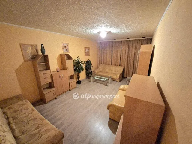 Eladó lakás Budapest XV. kerület, Rákospalota 36 nm