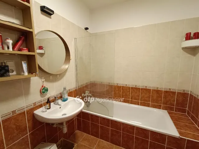 Eladó lakás Budapest X. kerület, Ligettelek 52 nm