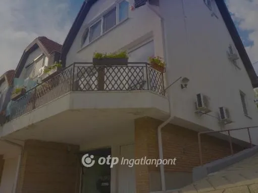 Eladó ház Budapest II. kerület 184 nm