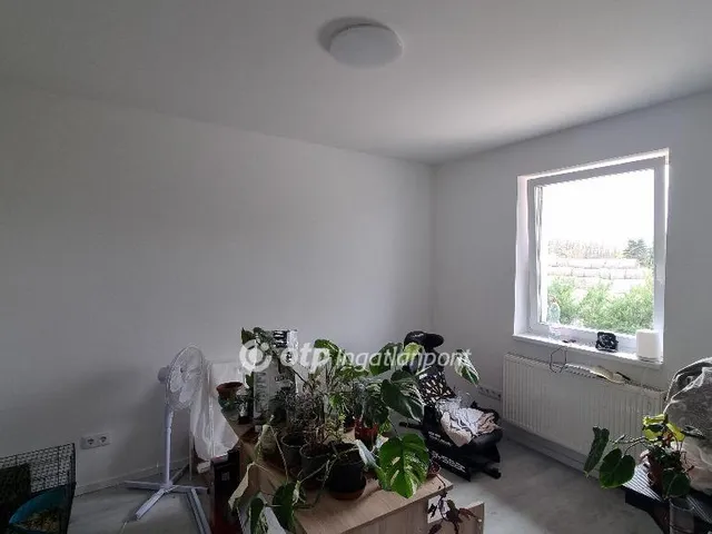 Eladó ház Táborfalva 92 nm