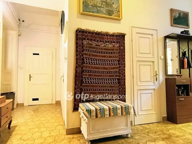 Eladó lakás Budapest IX. kerület, Belső Ferencváros 132 nm