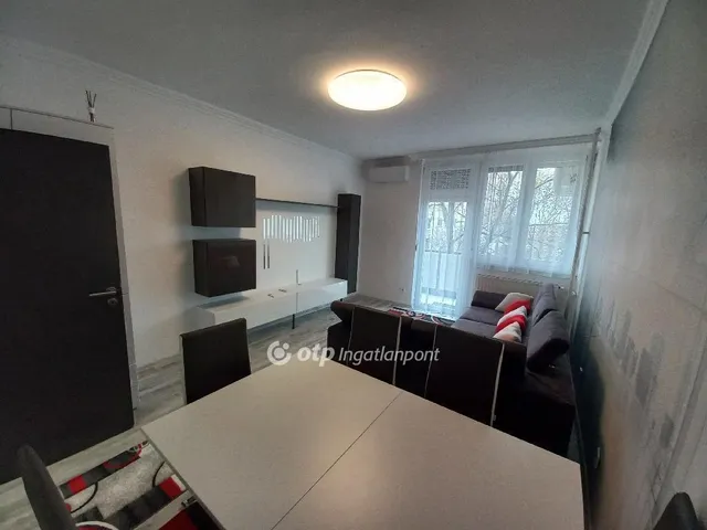 Eladó lakás Budapest IX. kerület, József Attila lakótelep 51 nm