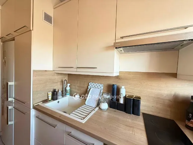 Eladó lakás Budapest III. kerület, Római-part 49 nm