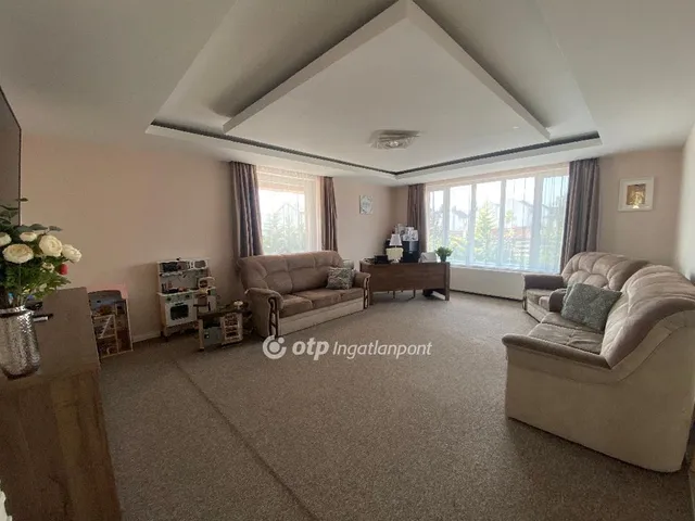 Eladó ház Velence 154 nm