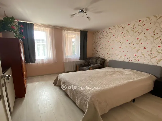 Eladó ház Velence 154 nm