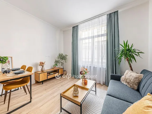 Eladó lakás Budapest VI. kerület, Nagykörúton belüli terület 29 nm