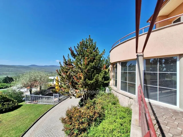 Eladó ház Szentendre 295 nm