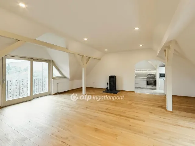Eladó lakás Budapest XII. kerület, Farkasvölgy 145 nm