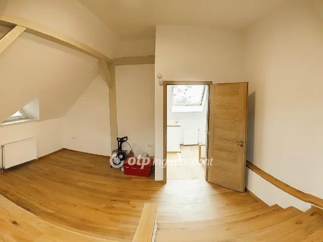 Eladó lakás Budapest XII. kerület, Farkasvölgy 145 nm