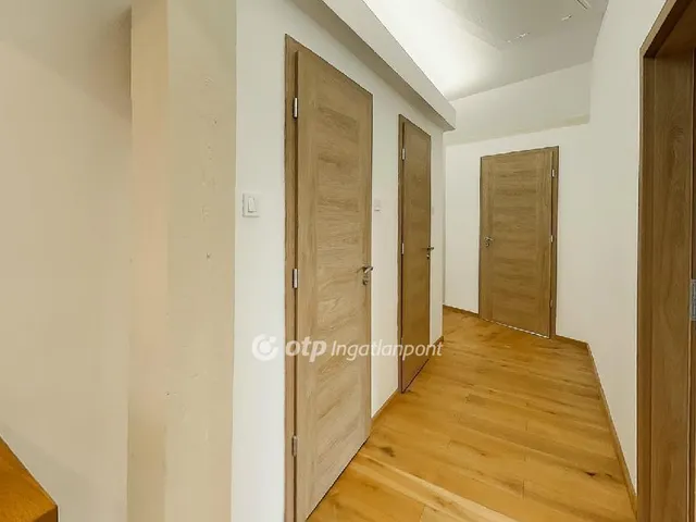 Eladó lakás Budapest XII. kerület, Farkasvölgy 145 nm