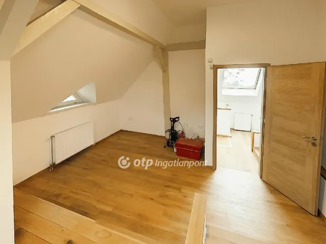 Eladó lakás Budapest XII. kerület, Farkasvölgy 145 nm