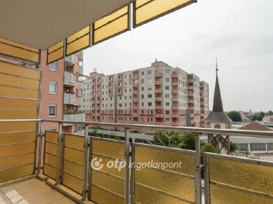 Eladó lakás Budapest IV. kerület, Káposztásmegyer 69 nm