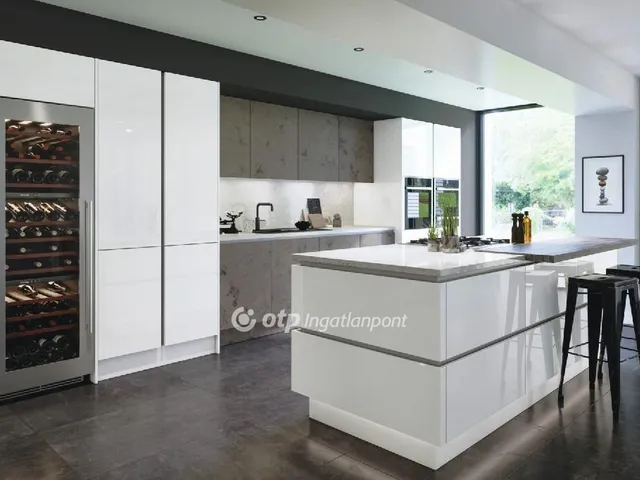 Eladó lakás Érd 74 nm