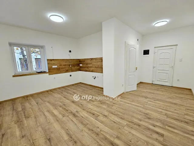 Eladó lakás Kalocsa 68 nm