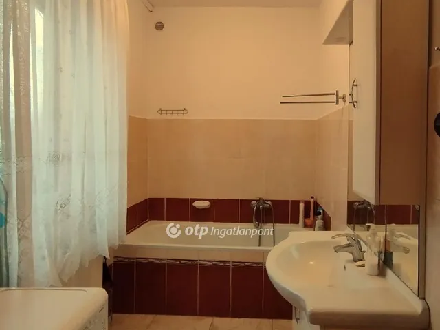 Eladó ház Kőszárhegy 154 nm