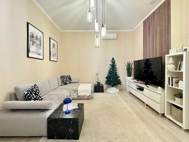 Eladó lakás Budapest VI. kerület, Nagykörúton kívüli terület 77 nm