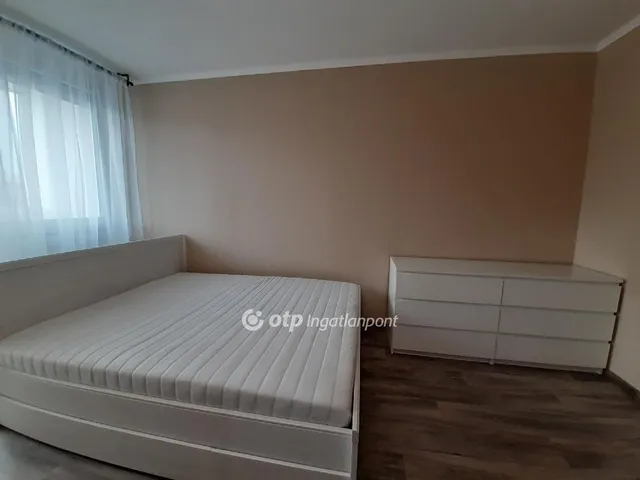 Eladó lakás Budapest X. kerület, Újhegy 49 nm