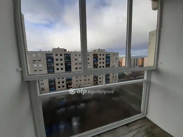 Eladó lakás Budapest X. kerület, Újhegy 49 nm