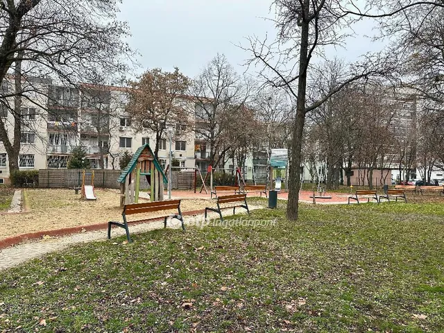 Eladó lakás Budapest IX. kerület, József Attila lakótelep 49 nm