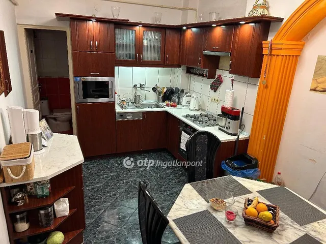 Eladó lakás Budapest II. kerület 60 nm