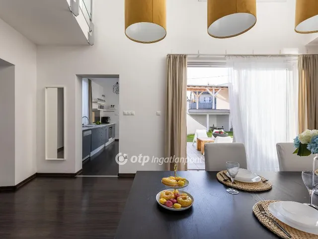 Eladó ház Budapest XXI. kerület 206 nm