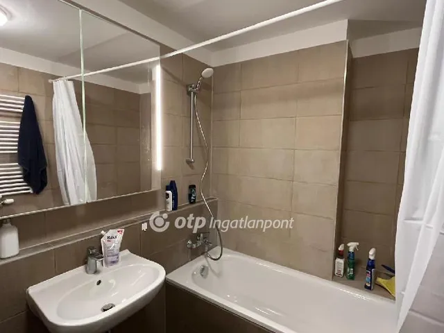 Eladó lakás Budapest VIII. kerület 65 nm